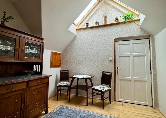 Apartment Prvorepublikovy Dum Se Zahradou