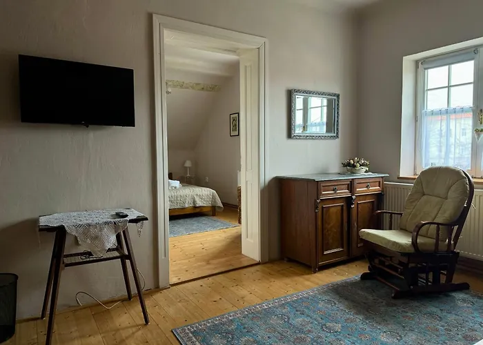 Apartment Prvorepublikovy Dum Se Zahradou Podivin